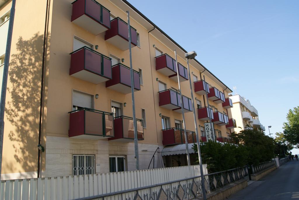 Hotel Aron Rimini Exterior photo